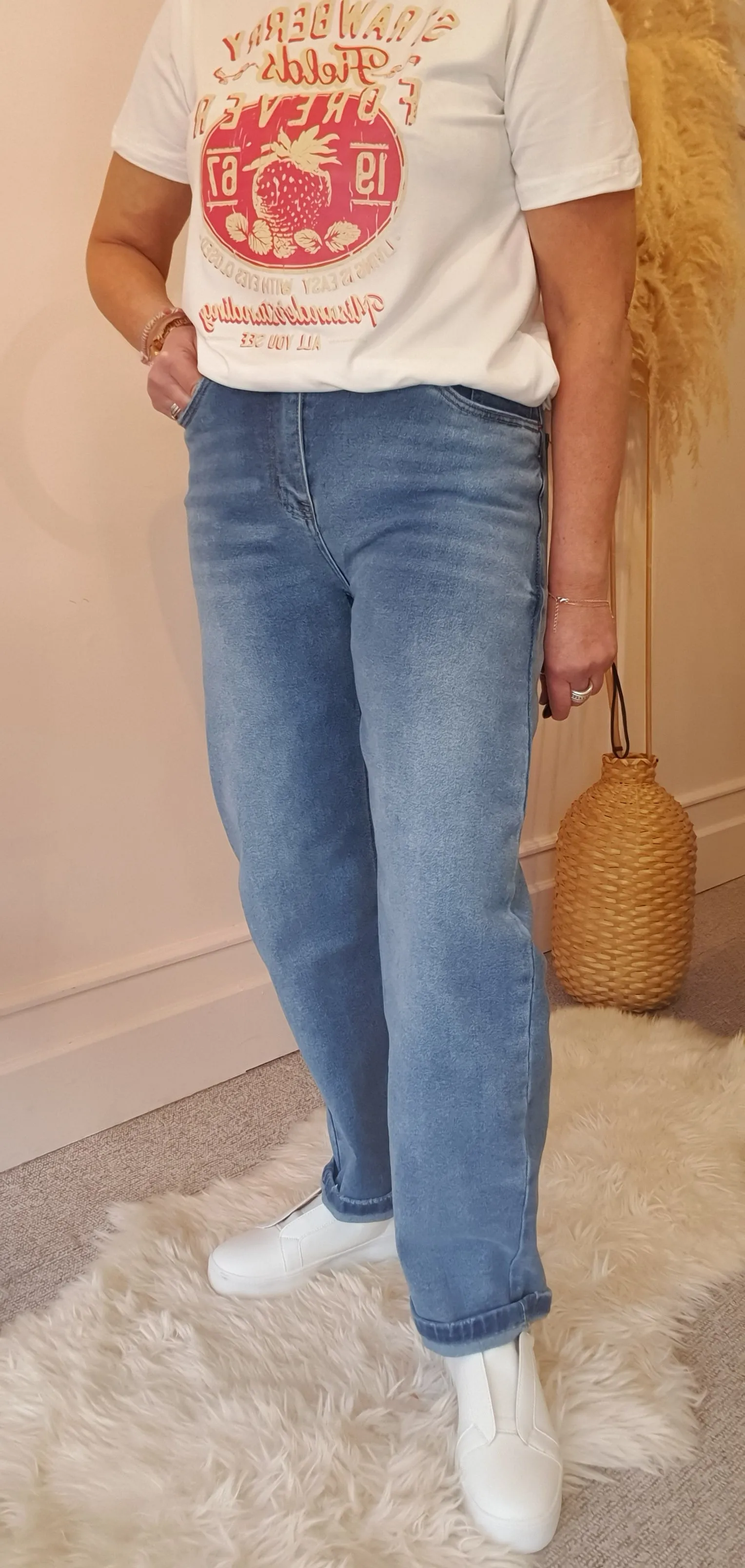 Barrel Style Jeans- Light Blue Denim