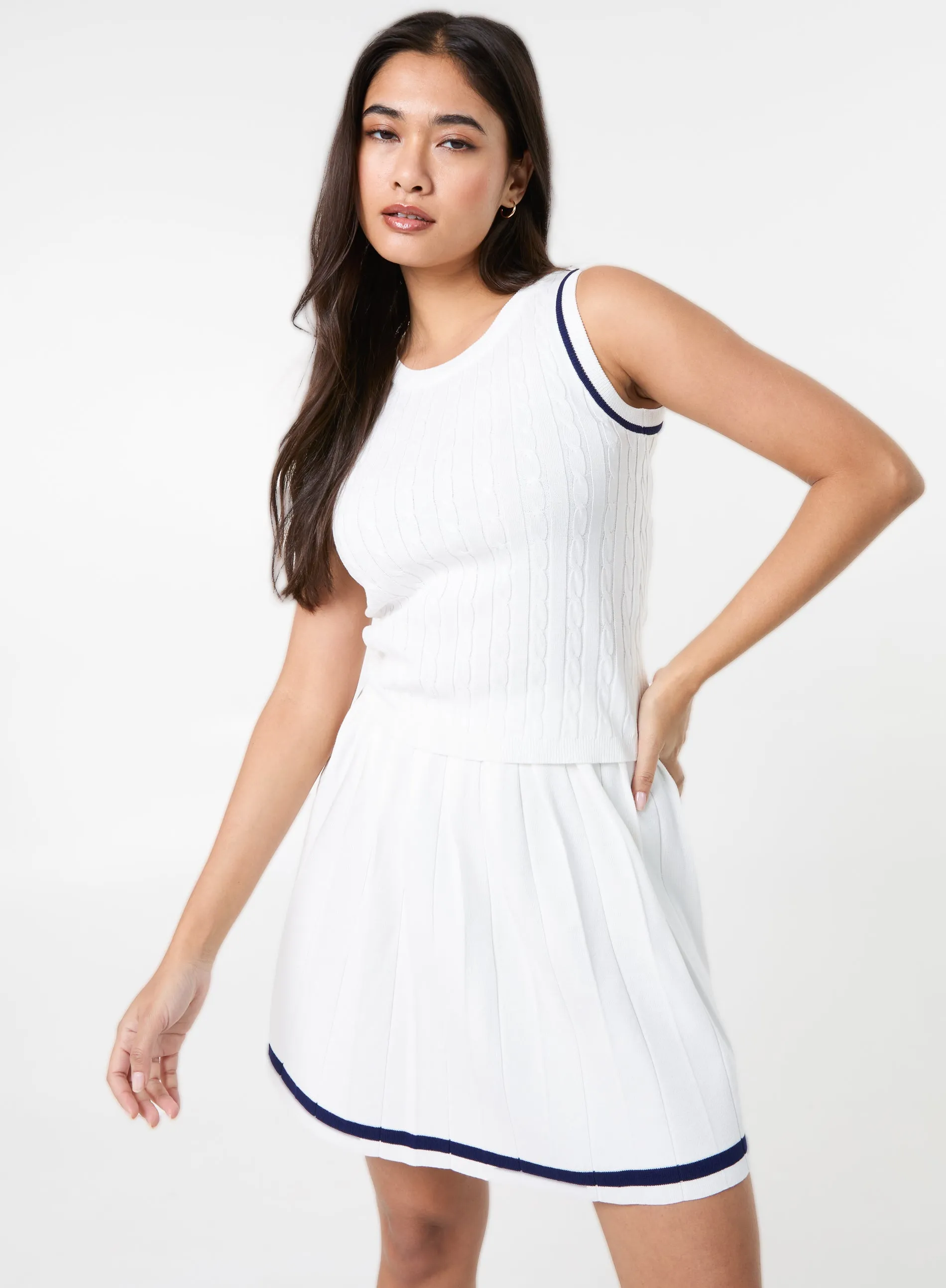 Cable Knit Vest With Contrast Piping