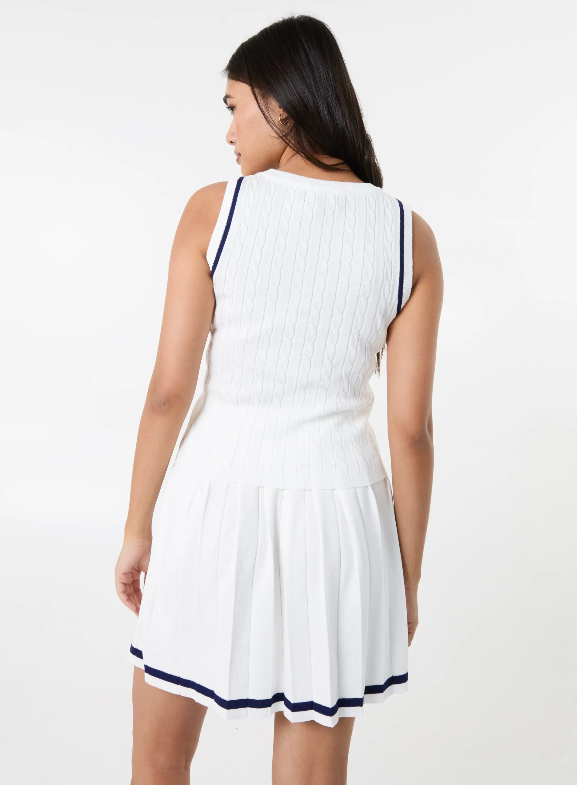 Cable Knit Vest With Contrast Piping