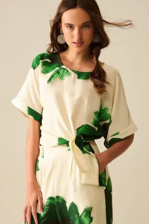 Cropped Blouse With Floral Print In Green Tied At The Waist