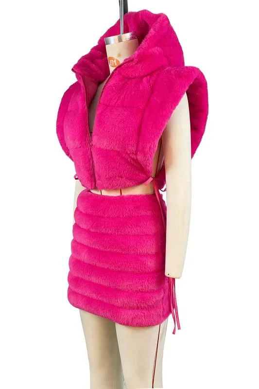 Luxe Faux Fur Teddy Vest – Soft, Cozy, & Chic Statement Layer