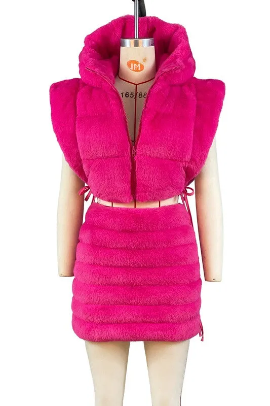 Luxe Faux Fur Teddy Vest – Soft, Cozy, & Chic Statement Layer