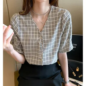 New Fashion V-neck Top Loose Trendy Shirt